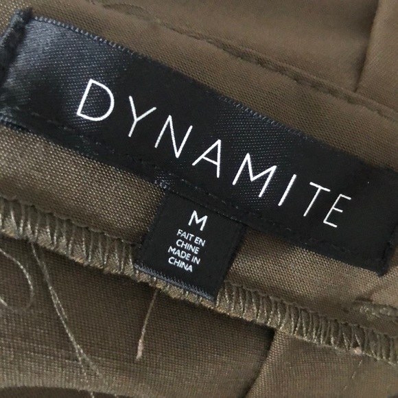 Side button skirt - Picture 5 of 7